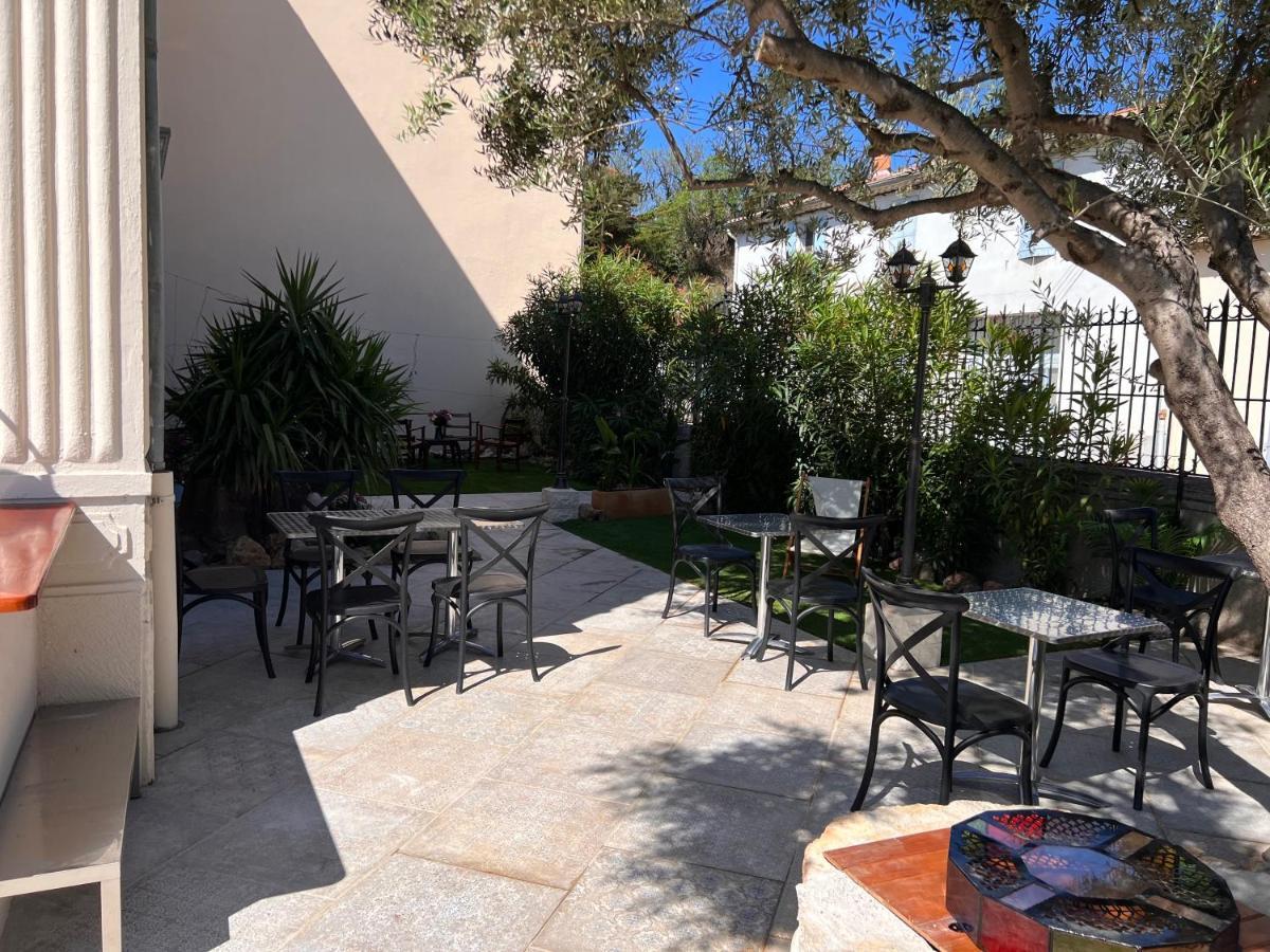 Les Baroudeurs De Saint Jean Bed and Breakfast Buitenkant foto